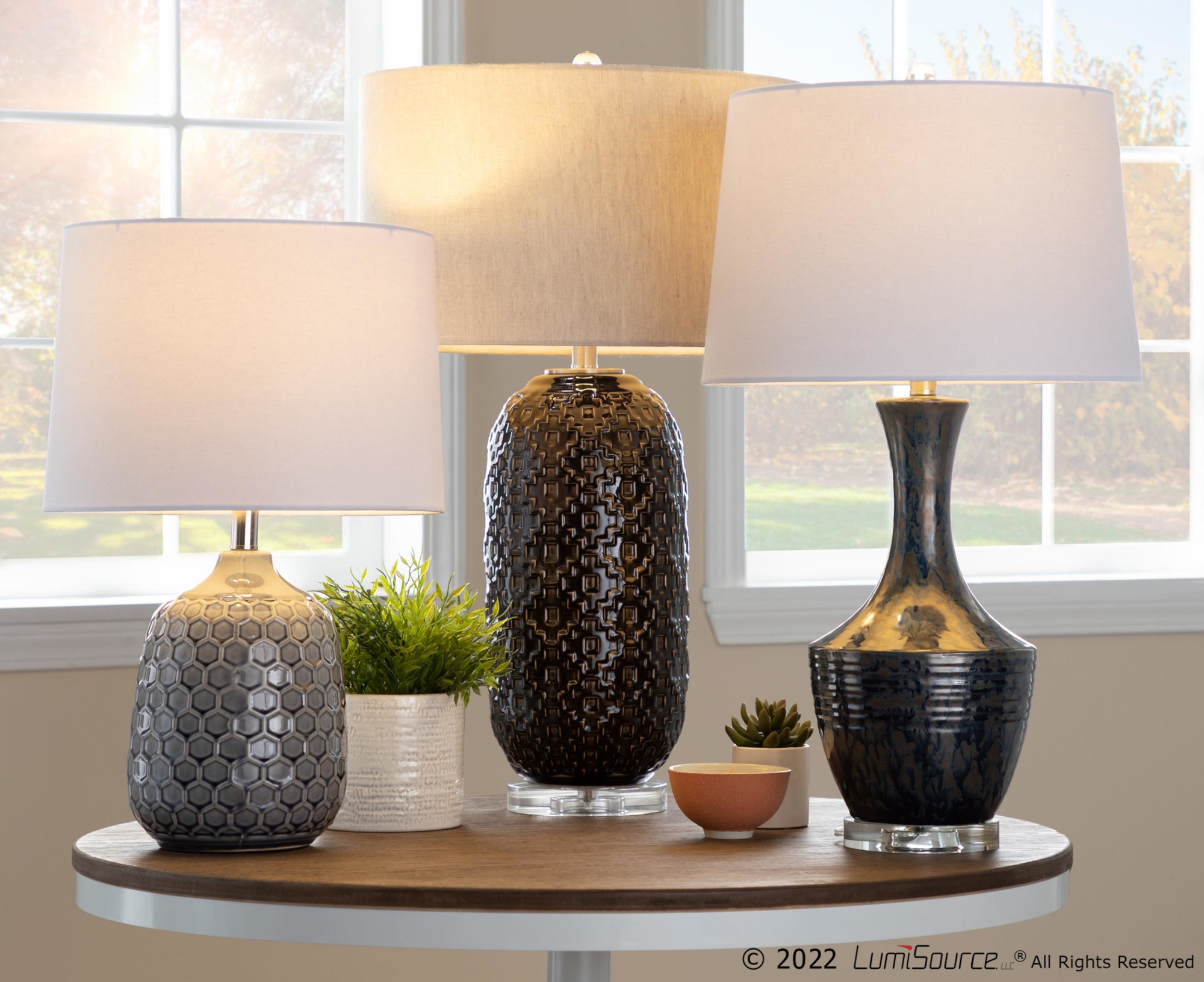 Onyx 30" Ceramic Table Lamp